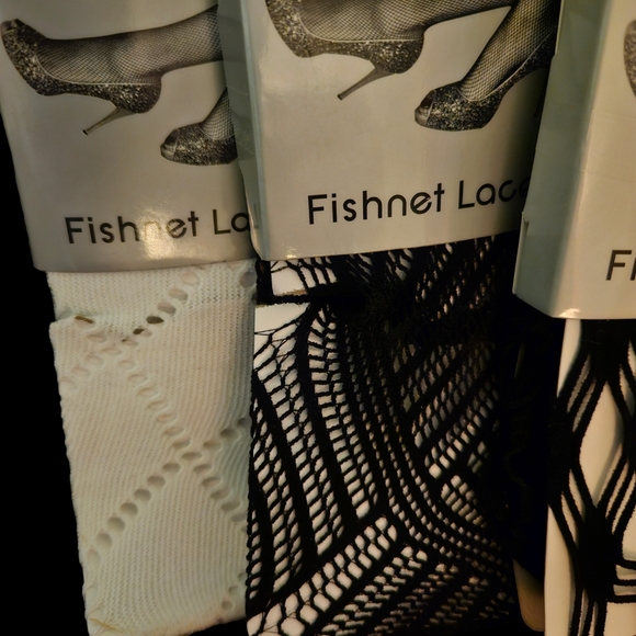 Fish Net Tights - Picture 3 of 3